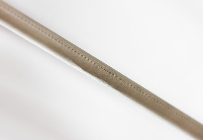 villaverde-london-linean-metal-leather-floor-lamp-03