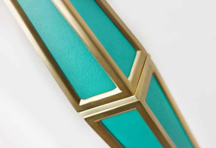 villaverde-london-piramide-brass-metal-floor-lamp-01